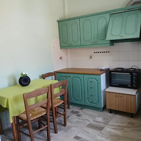 Livanos Neapoli Voion